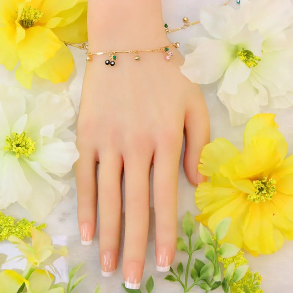Minimalist Bracelet, Sleek & Modern Design, Women’s Fashion, YC110137-B - Picture 9 of 10